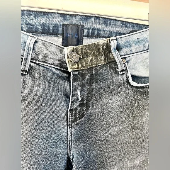 RtA Road to Awe Distressed Two-Tone Frayed Hem Skinny Jeans Women's Size 26‎